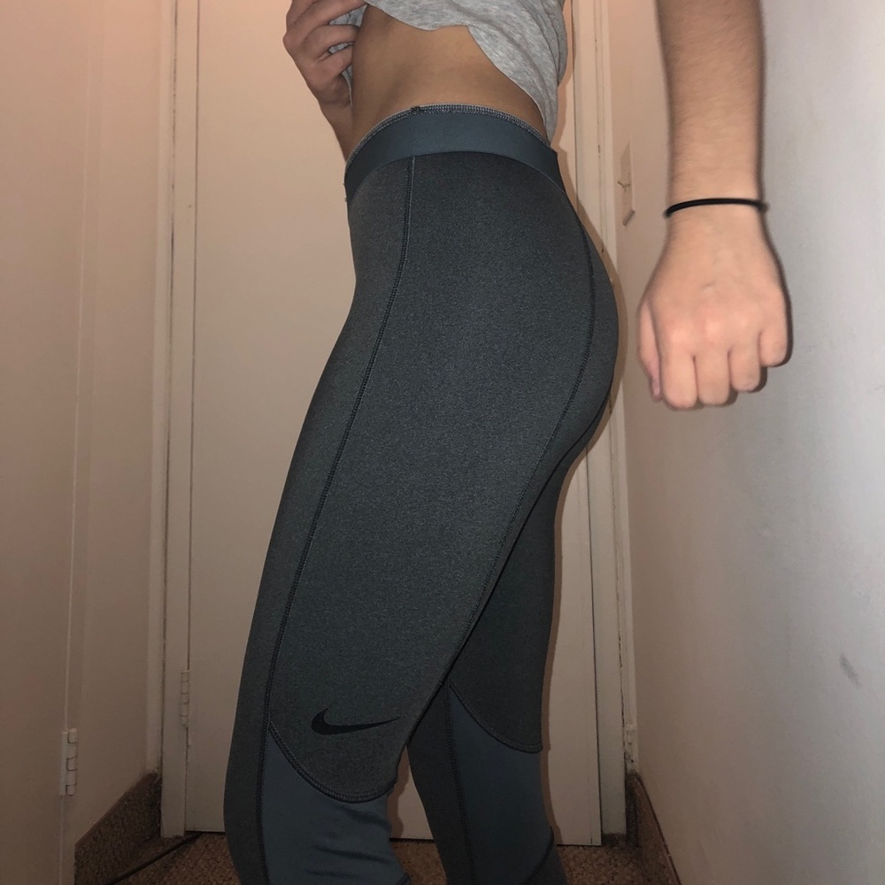 Gray Nike leggings